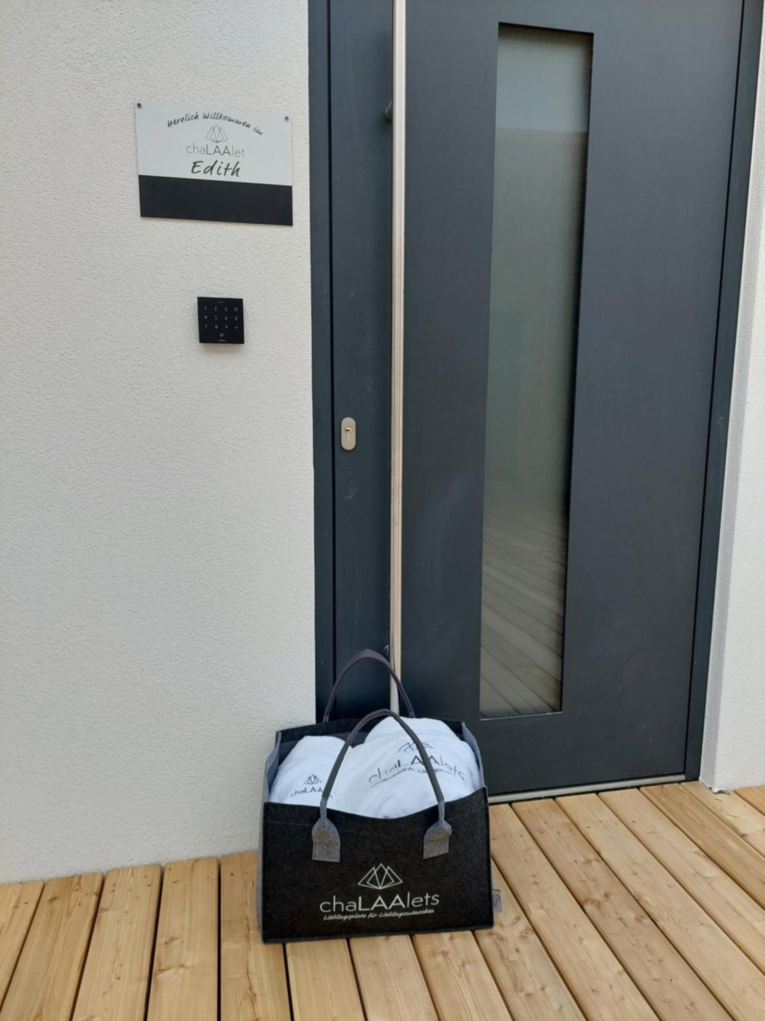 Villa Chalaalets Laa an der Thaya Esterno foto